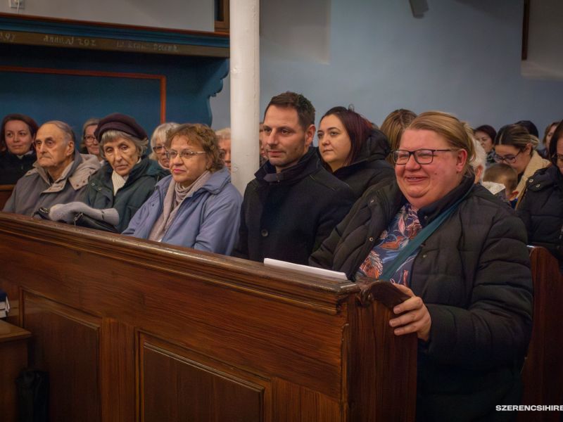 Adventi dallamok töltötték be a szerencsi református templomot december 17-én, ahol meghitt hangulat