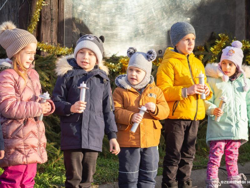 Az adventi időszak meghitt hangulata Ondot is betöltötte december 21-én, amikor a Szerencsi Művelődé