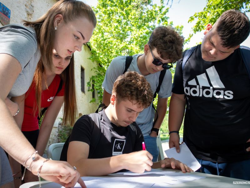 A Szerencsi Rákóczi-vár falai között gyűltek össze a térség fiataljai június 5-én, hogy egy rendhagy