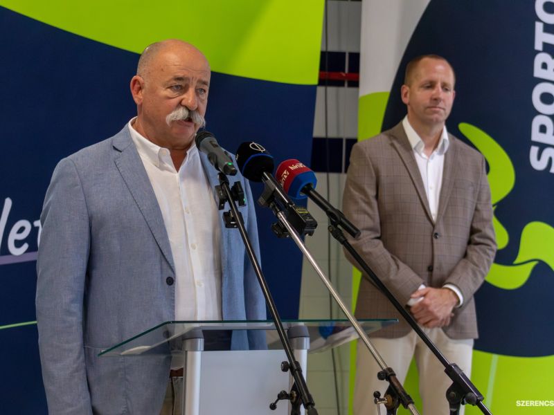 A nyitás alkalmából a helyi lakosokat számos kedvezménnyel várják. A megnyitón bejelentették, hogy a