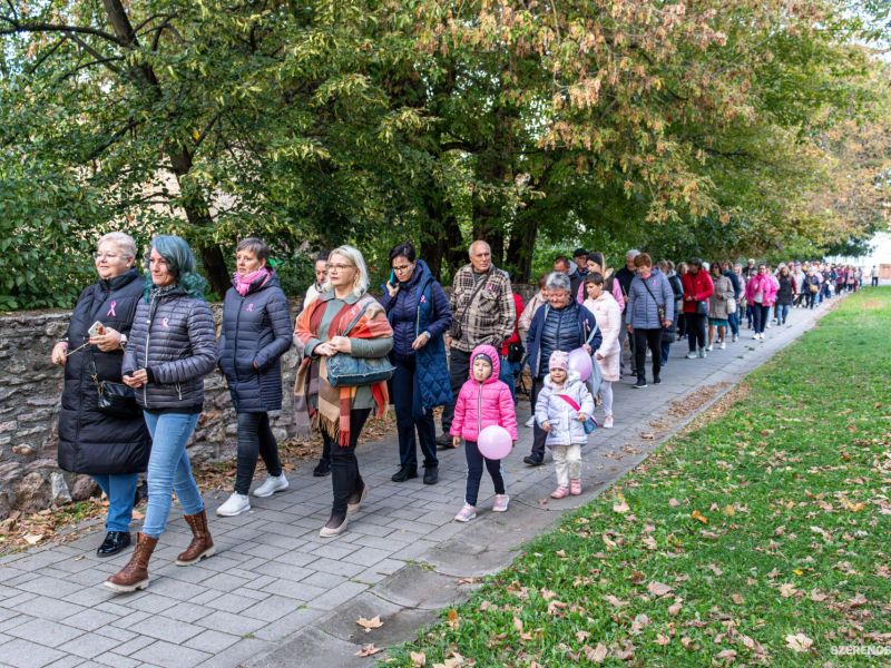 Október a mellrák elleni küzdelem hónapja, amikor a megelőzés fontosságára és a szolidaritásra hívjá