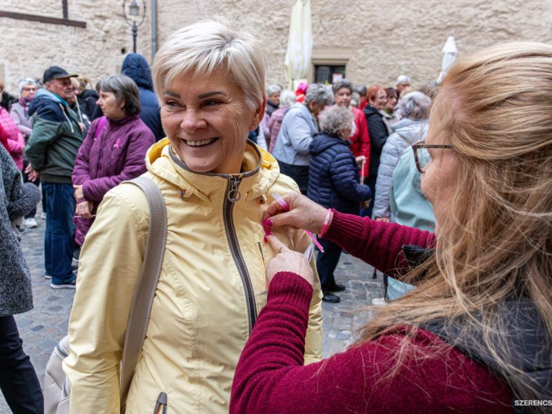 Október a mellrák elleni küzdelem hónapja, amikor a megelőzés fontosságára és a szolidaritásra hívjá
