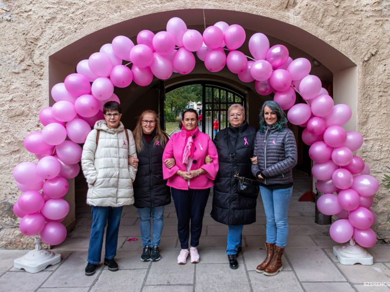 Október a mellrák elleni küzdelem hónapja, amikor a megelőzés fontosságára és a szolidaritásra hívjá