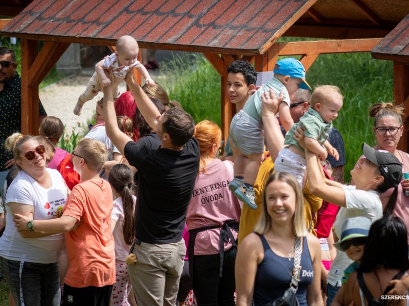 Gazdag programkínálat várta a kicsiket és nagyokat egyaránt a május 31-én megtartott szerencsi csalá